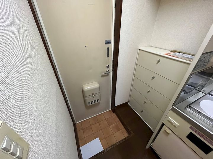 ルミエール菊名の玄関