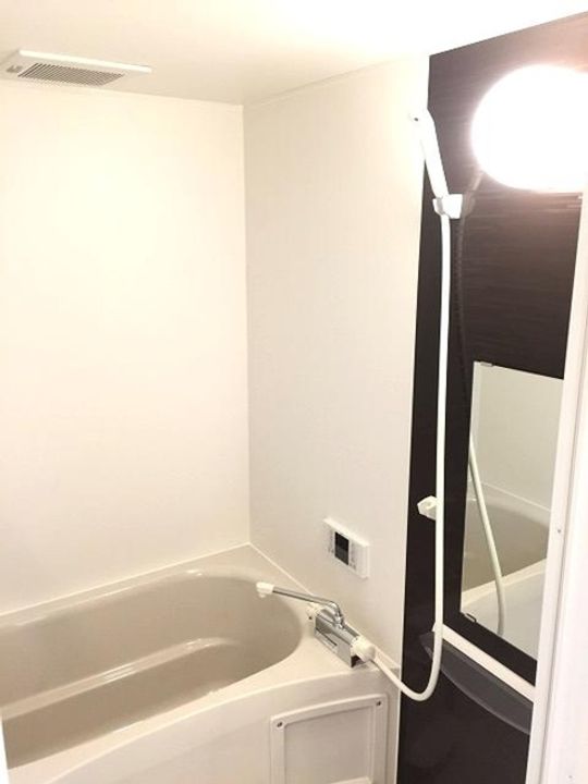 エクレール曲本の風呂