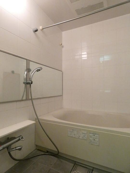 東京都港区南麻布1(マンション)の賃貸物件の風呂