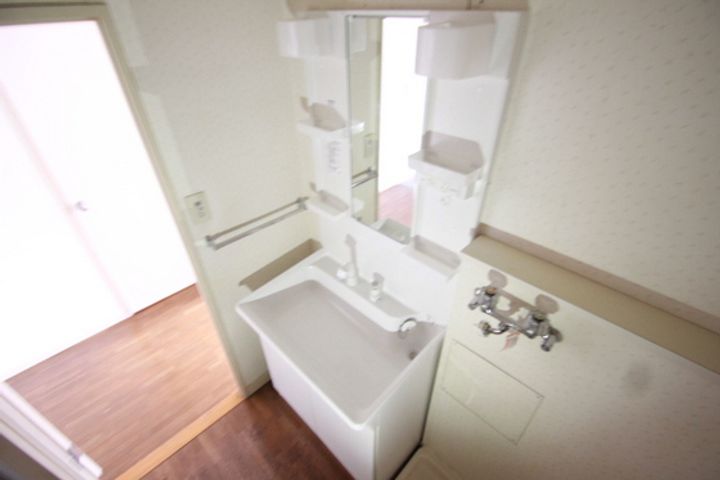 ファミール光町の内装