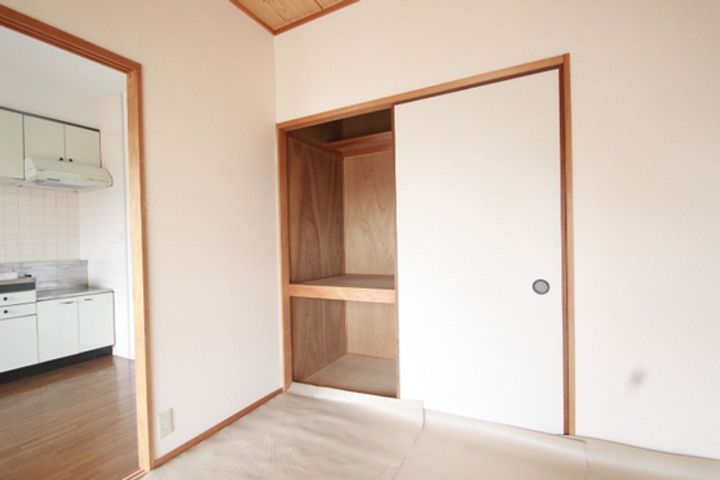 ファミール光町の内装