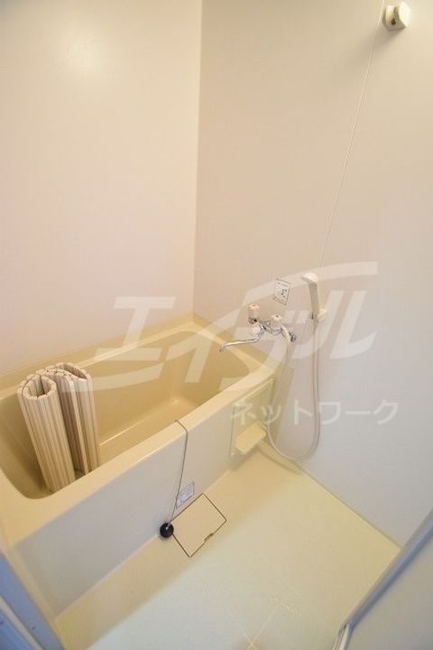エミネンス千里山の風呂