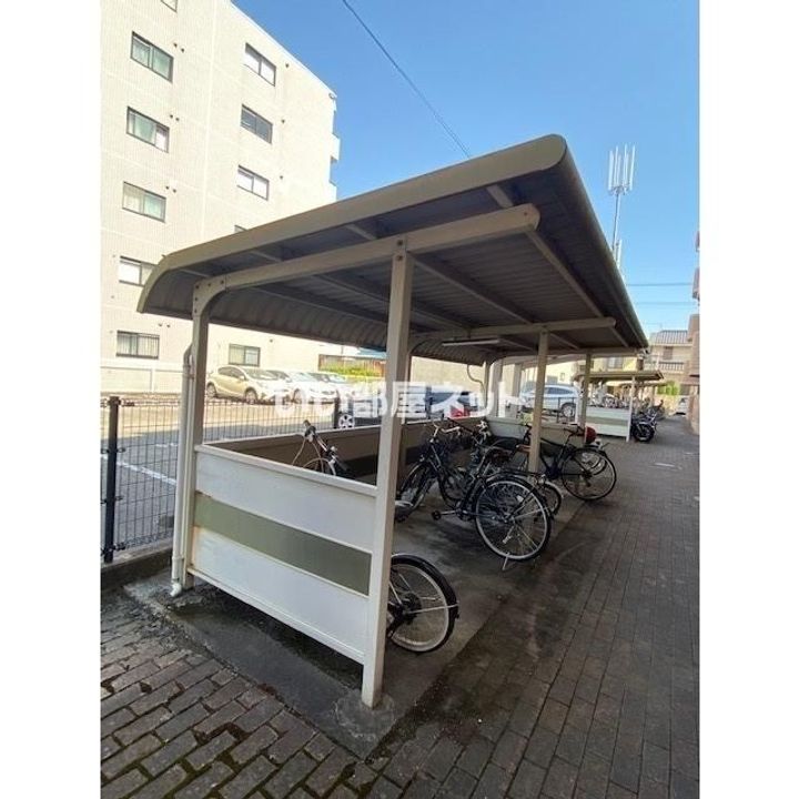 静岡県静岡市葵区竜南1(マンション)の賃貸物件の地図