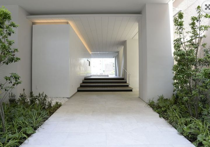 東京都港区海岸2の賃貸マンションの地図