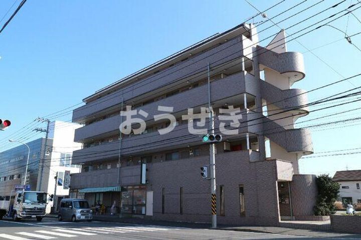 クリエールヤマニIIの外観