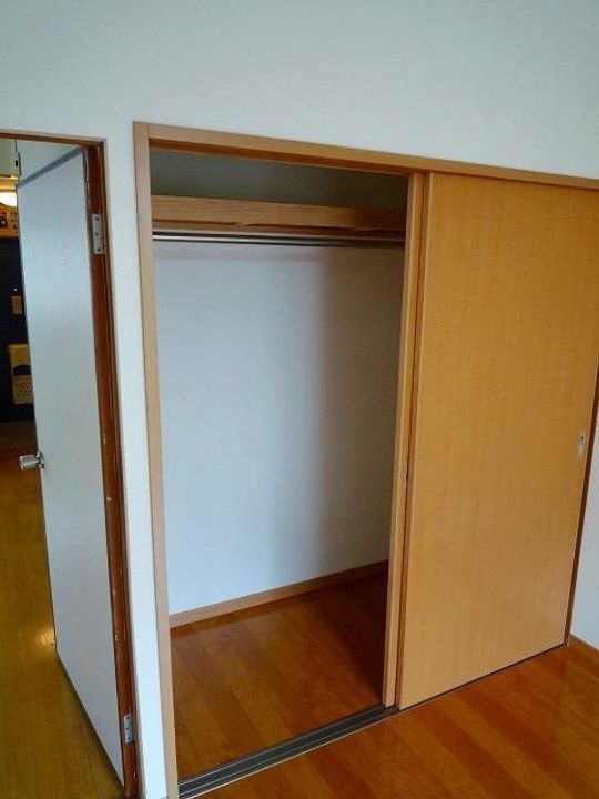 椿谷ビルの内装