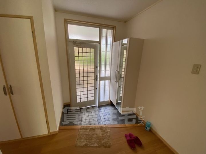 兵庫県神戸市垂水区桃山台5(一戸建)の賃貸物件の玄関