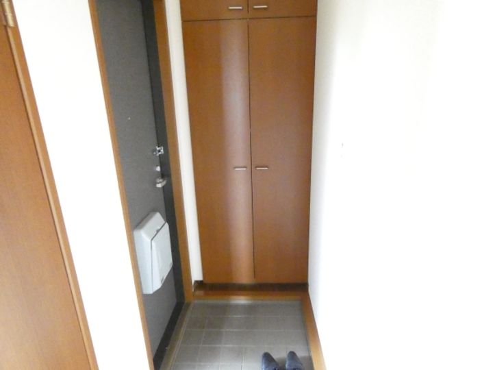 Victory21 B棟の玄関