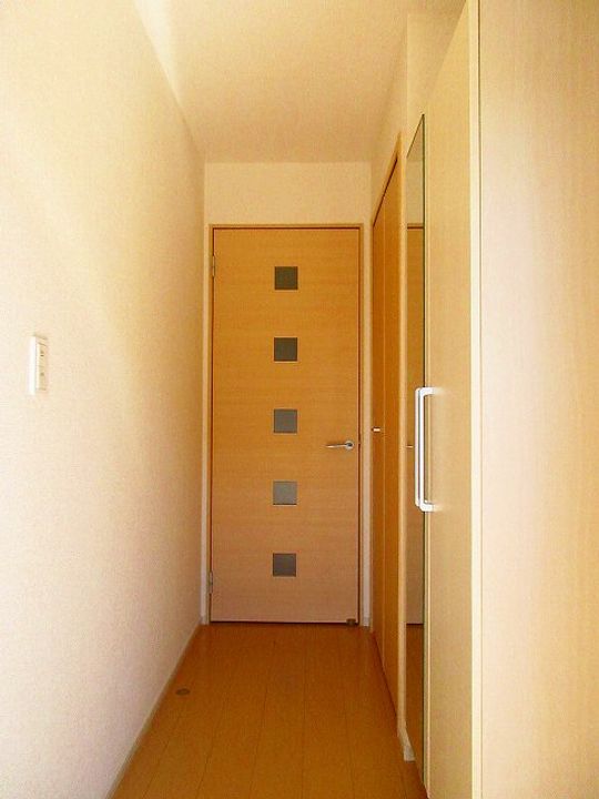 ジャスタウェイ Iの玄関