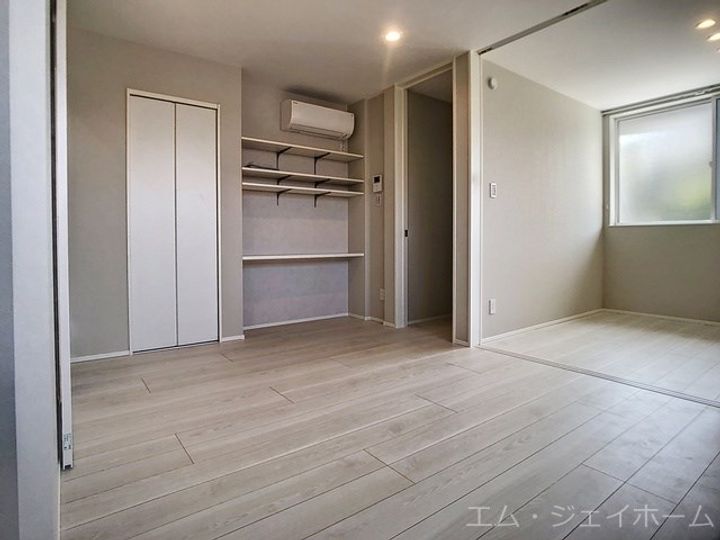 滋賀県湖南市石部中央2(アパート)の賃貸物件の居間