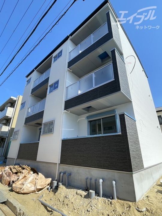 Villa 41 YAMATE SUITAの外観
