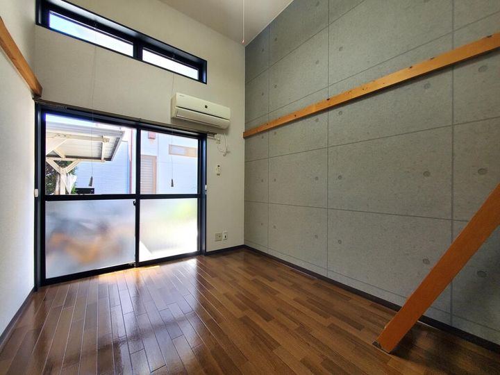 ドウェリング斎藤10の居間