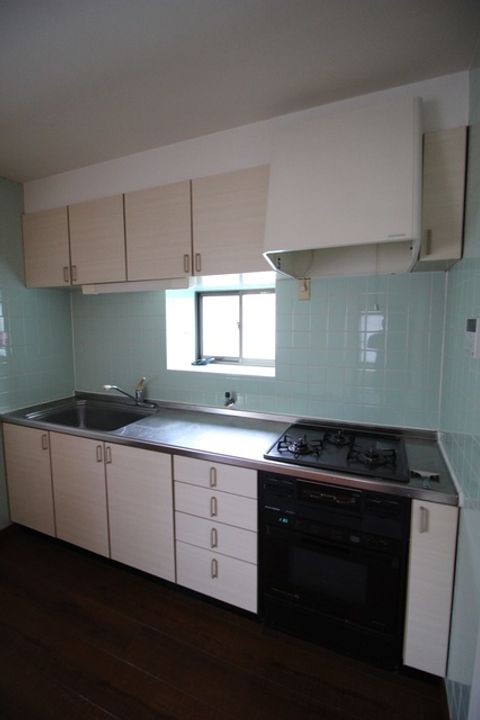 フォーラム倉持IIのキッチン