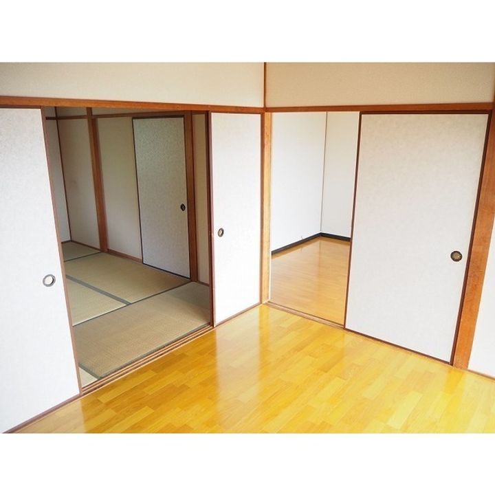 八王寺グリーンハイツの居間