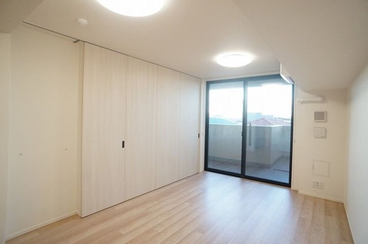 ジェイグランディア日吉の居間