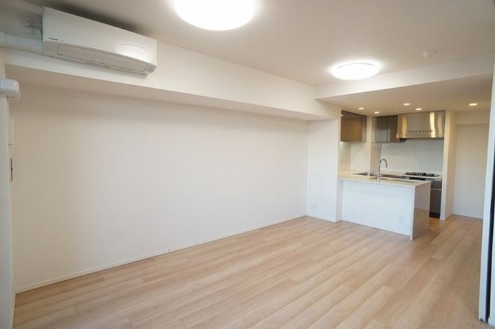 ジェイグランディア日吉の居間