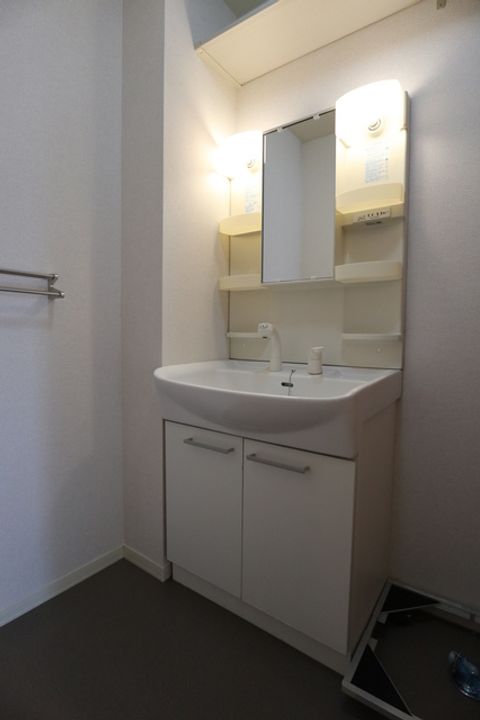 岡山県倉敷市沖新町の賃貸アパートの内装