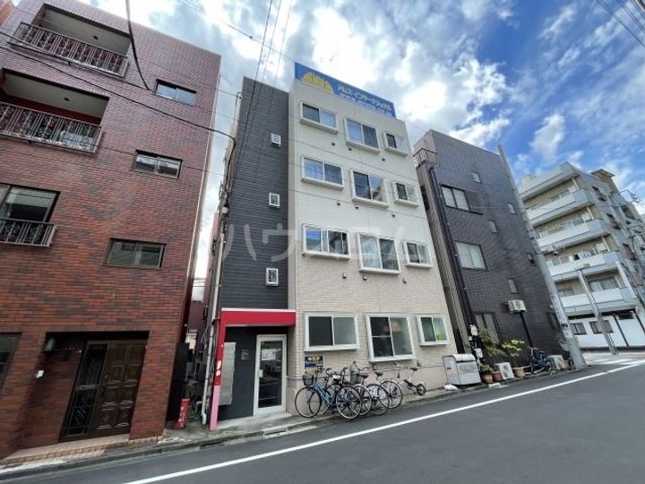 プティアムス スカイツリー前の外観
