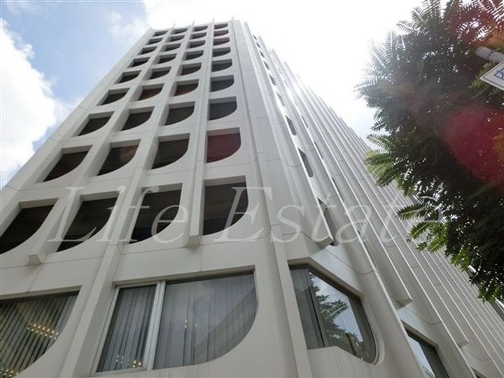 スタジオ64の外観