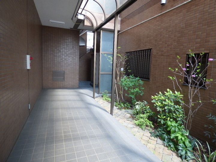 フォーレスト調布の地図