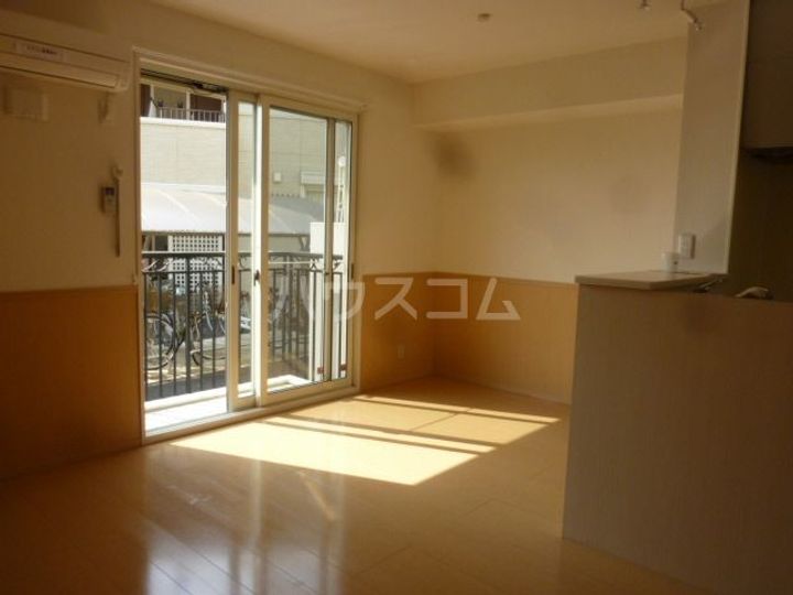 フレシール弐番館の居間