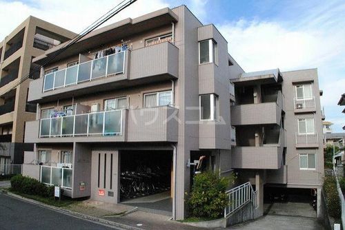 大阪府吹田市岸部北5丁目(マンション)の賃貸物件の外観