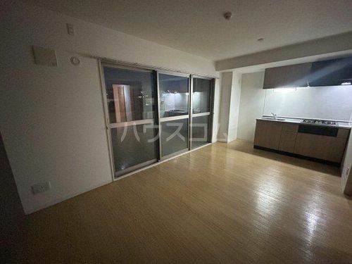 大阪府豊中市二葉町1丁目(マンション)の賃貸物件の居間