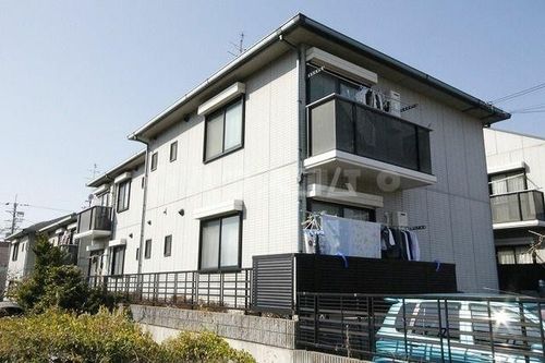 ファミーユ南が丘の外観