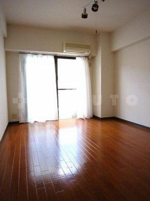 レストサンピアーの内装