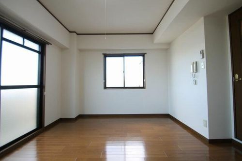 ジャルディーノ21の居間