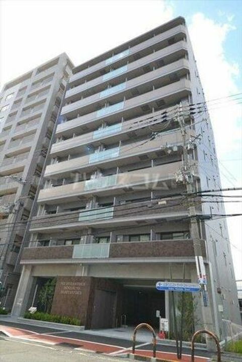 江坂プライマリーワンの外観