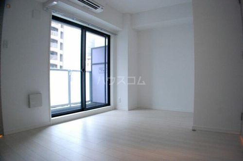 Core天満橋の居間