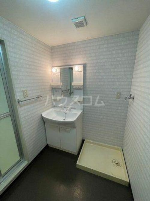 アスティオン江坂の内装