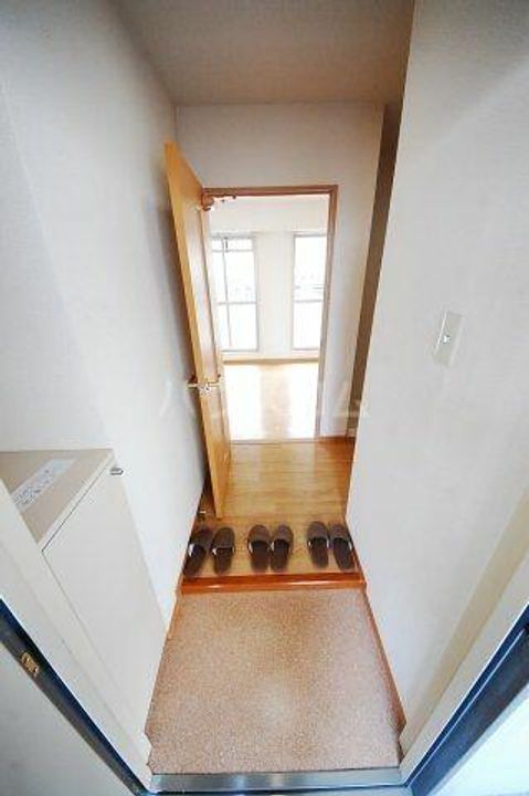 コニーハイツの玄関