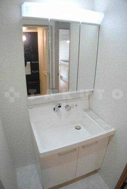 第6アローズ緑地公園の内装