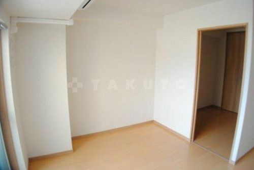 第6アローズ緑地公園の居間