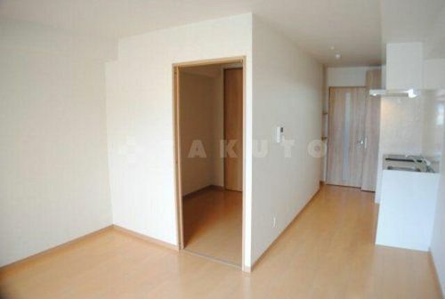 第6アローズ緑地公園の居間