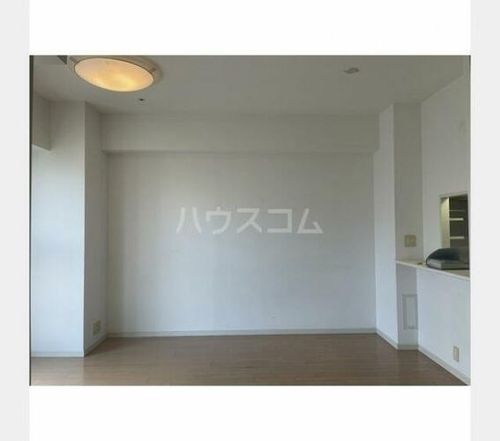 大阪府大阪市中央区谷町3丁目(マンション)の賃貸物件の居間