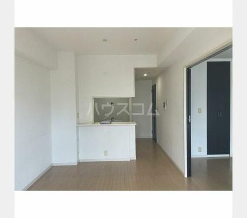 大阪府大阪市中央区谷町3丁目(マンション)の賃貸物件の居間