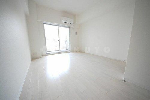 M’s COMFORT ESAKAの居間