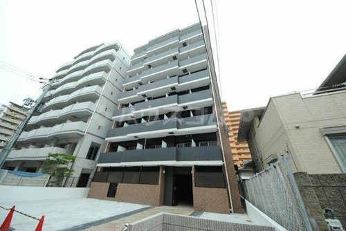 ウインズコート新大阪の外観