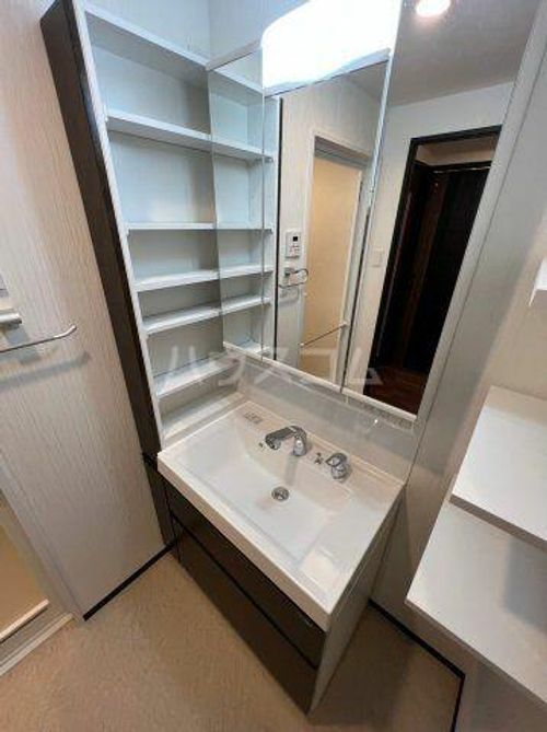 プレジオ緑地公園の内装