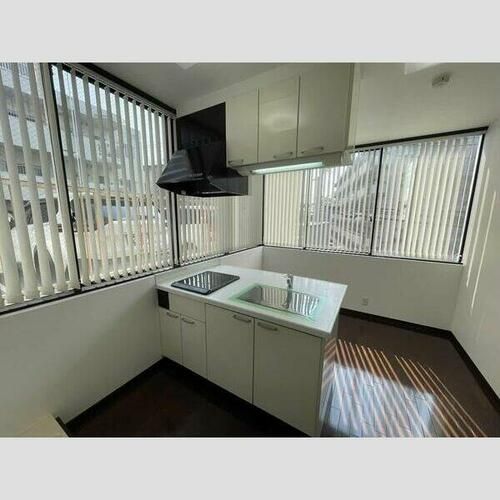 大阪府豊中市寺内2丁目(マンション)の賃貸物件のキッチン