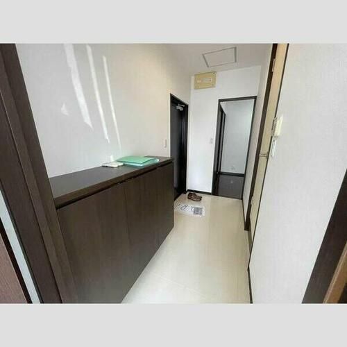 大阪府豊中市寺内2丁目(マンション)の賃貸物件の玄関