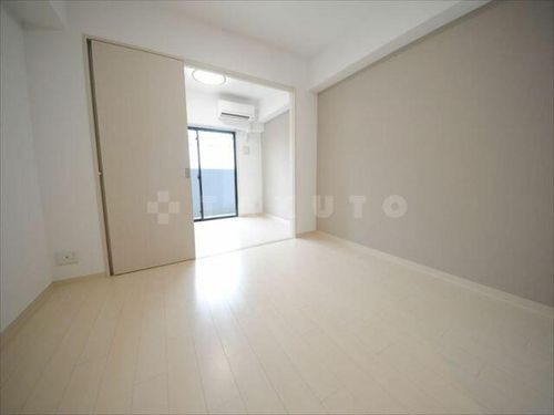 グランツ鶴見の居間