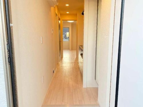 旭区森小路2丁目アパート新築工事の玄関