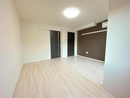 旭区森小路2丁目アパート新築工事の内装