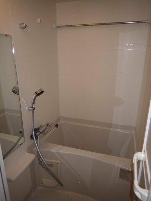 プレサンス栄ライズの風呂