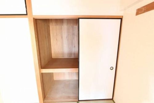 レジディア日比野0103の内装