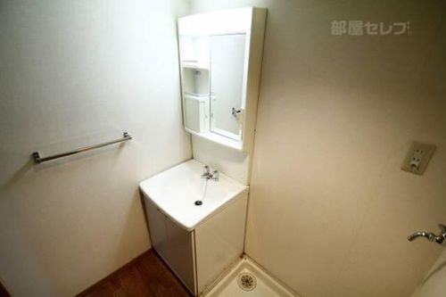 セントラルハイツ中平405の内装